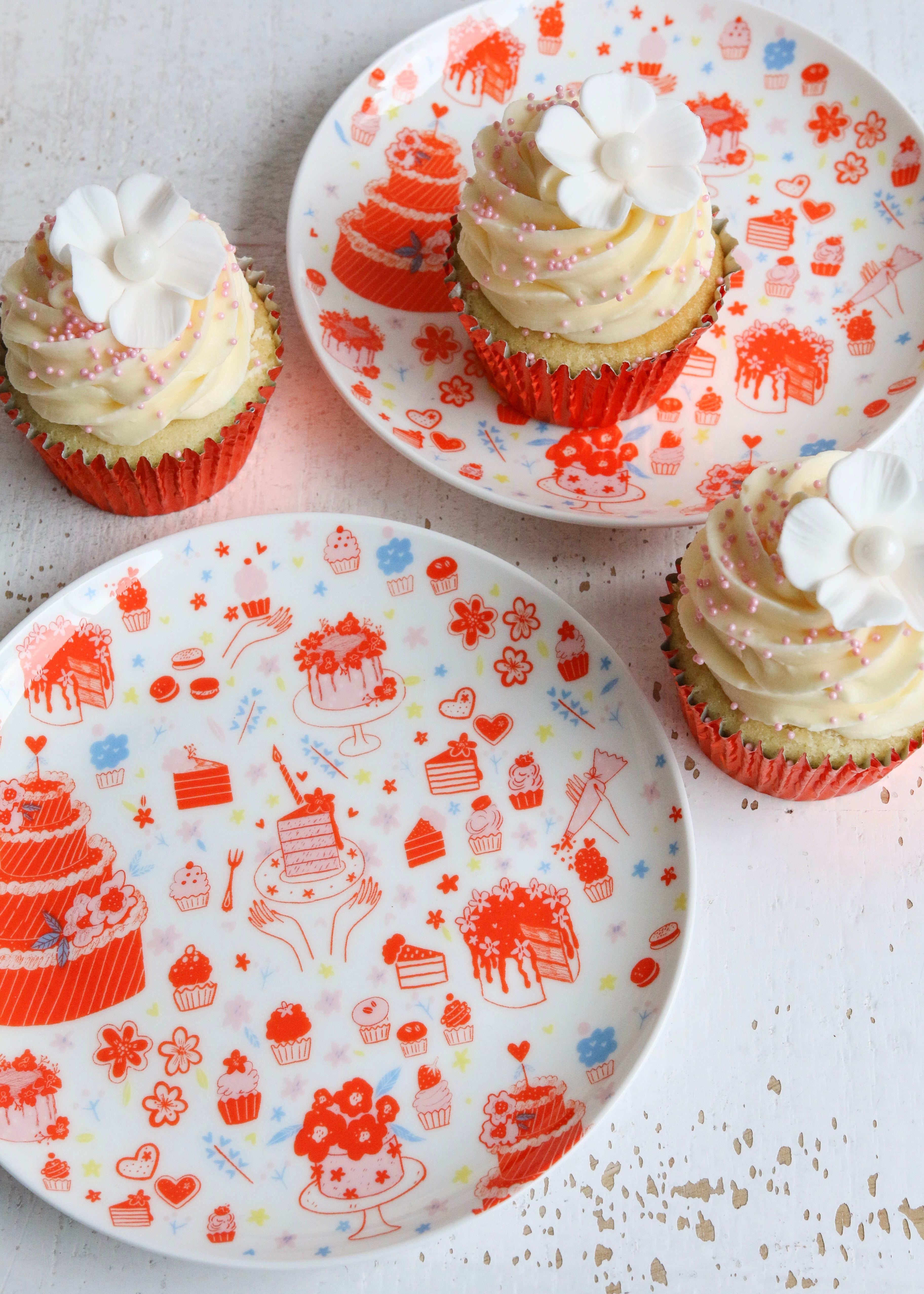 Illustrated Plate Featuring Cake & Cupcakes