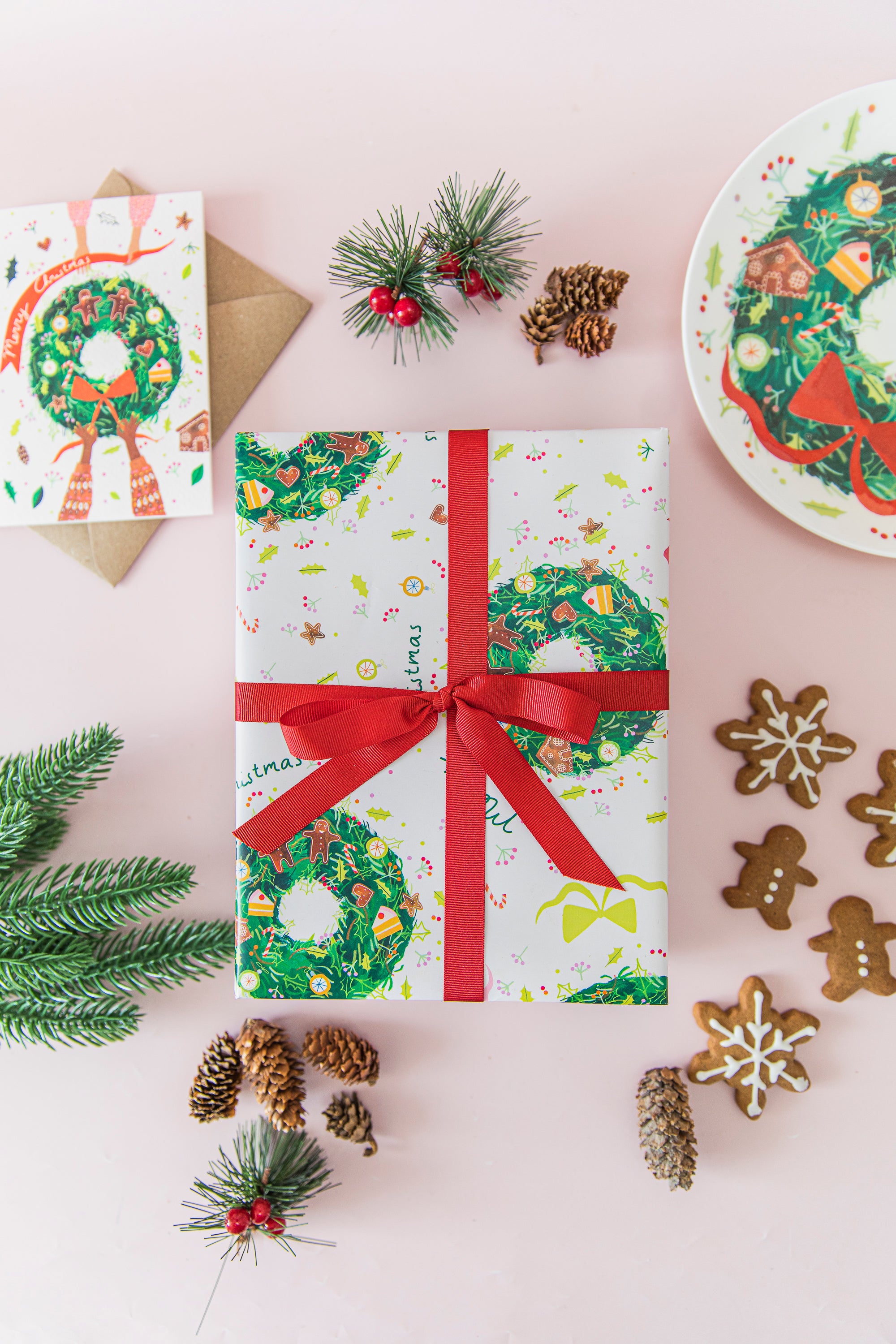Christmas Wreath Wrapping Paper