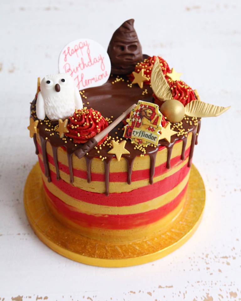 Harry Potter Buttercream Drip Cake