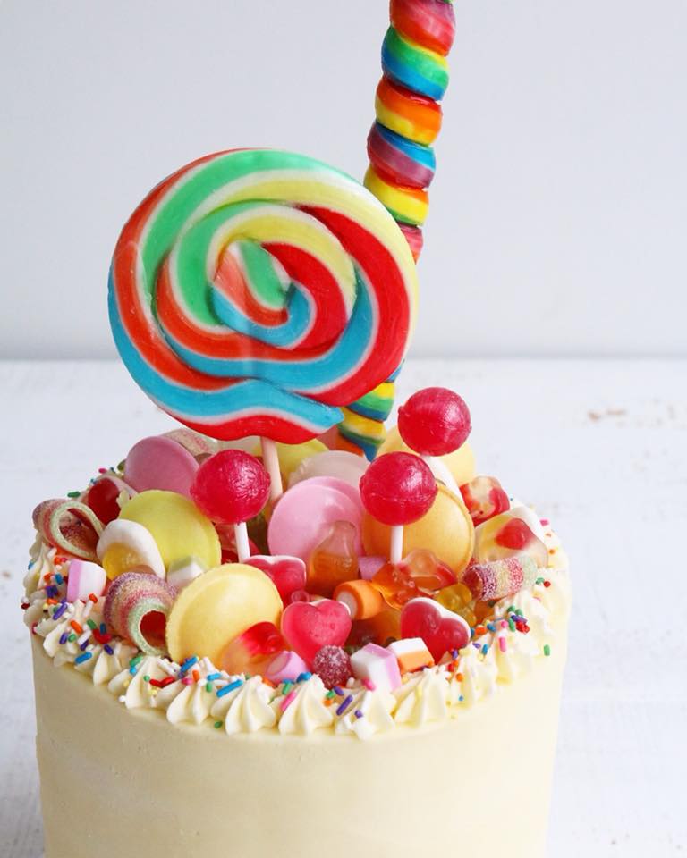 Lollipop and Sweetie Buttercream Cake