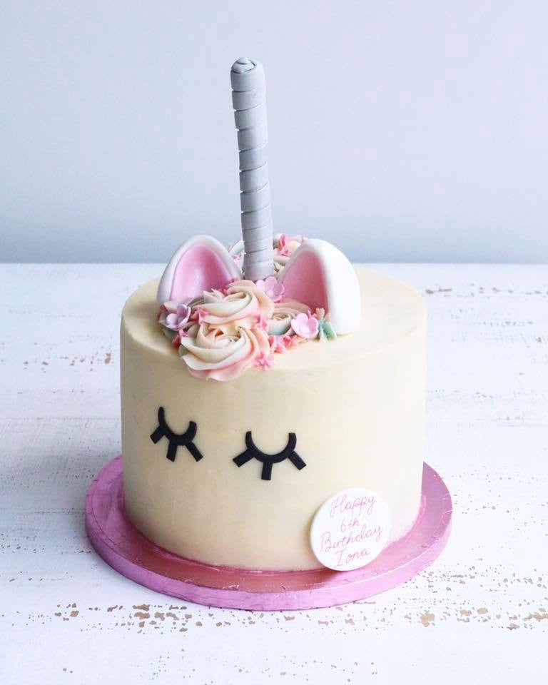 Unicorn Cake in Pink and Silver