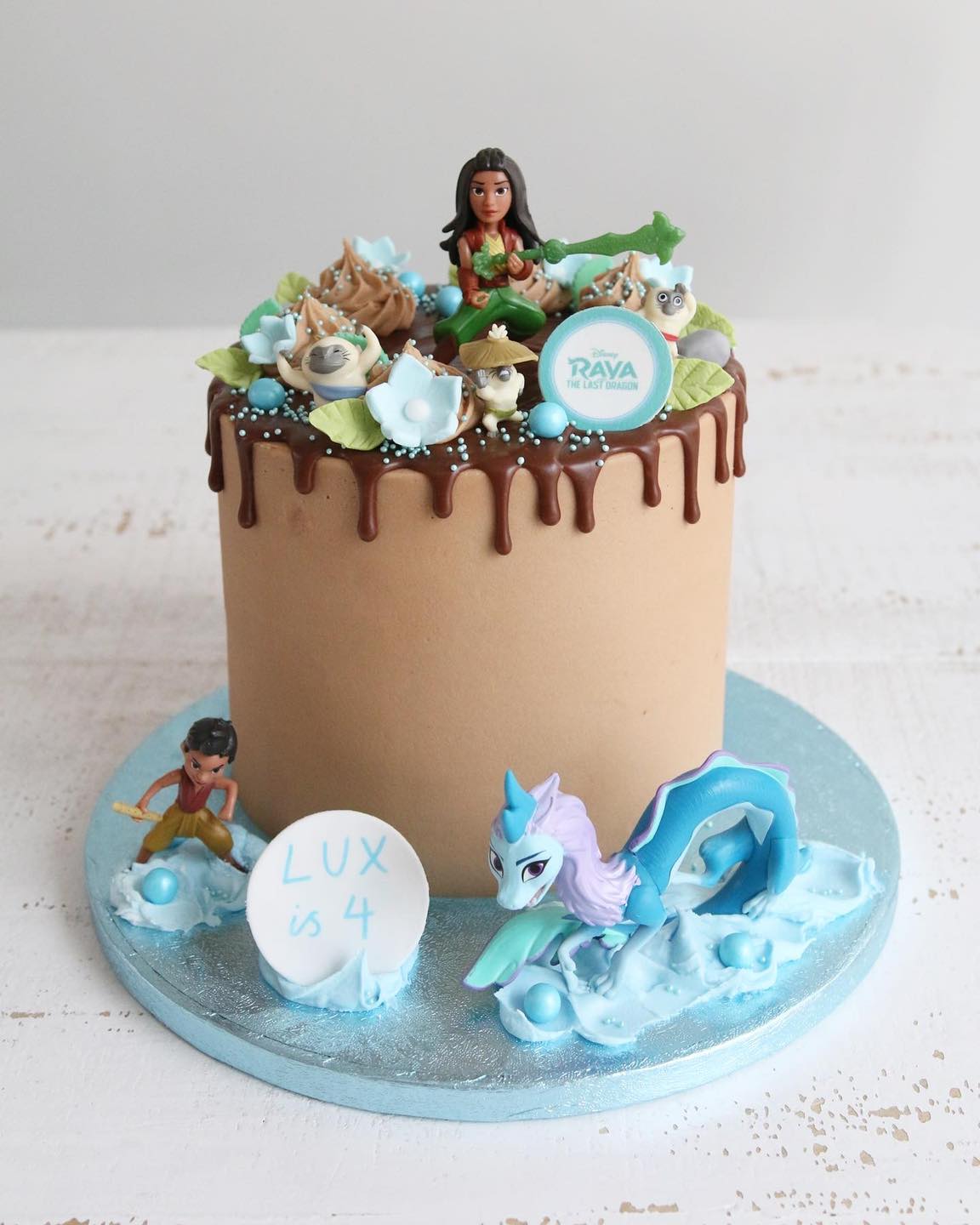 Raya and the Last Dragon Drip Cake