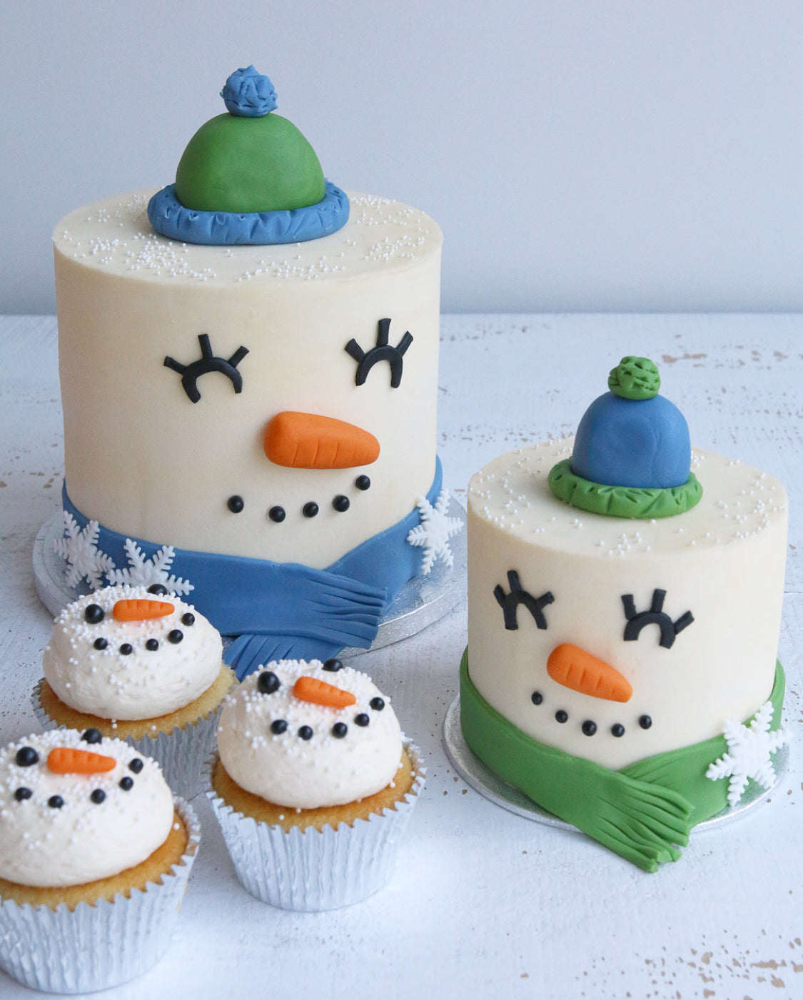 Frosty The Snowman Cake