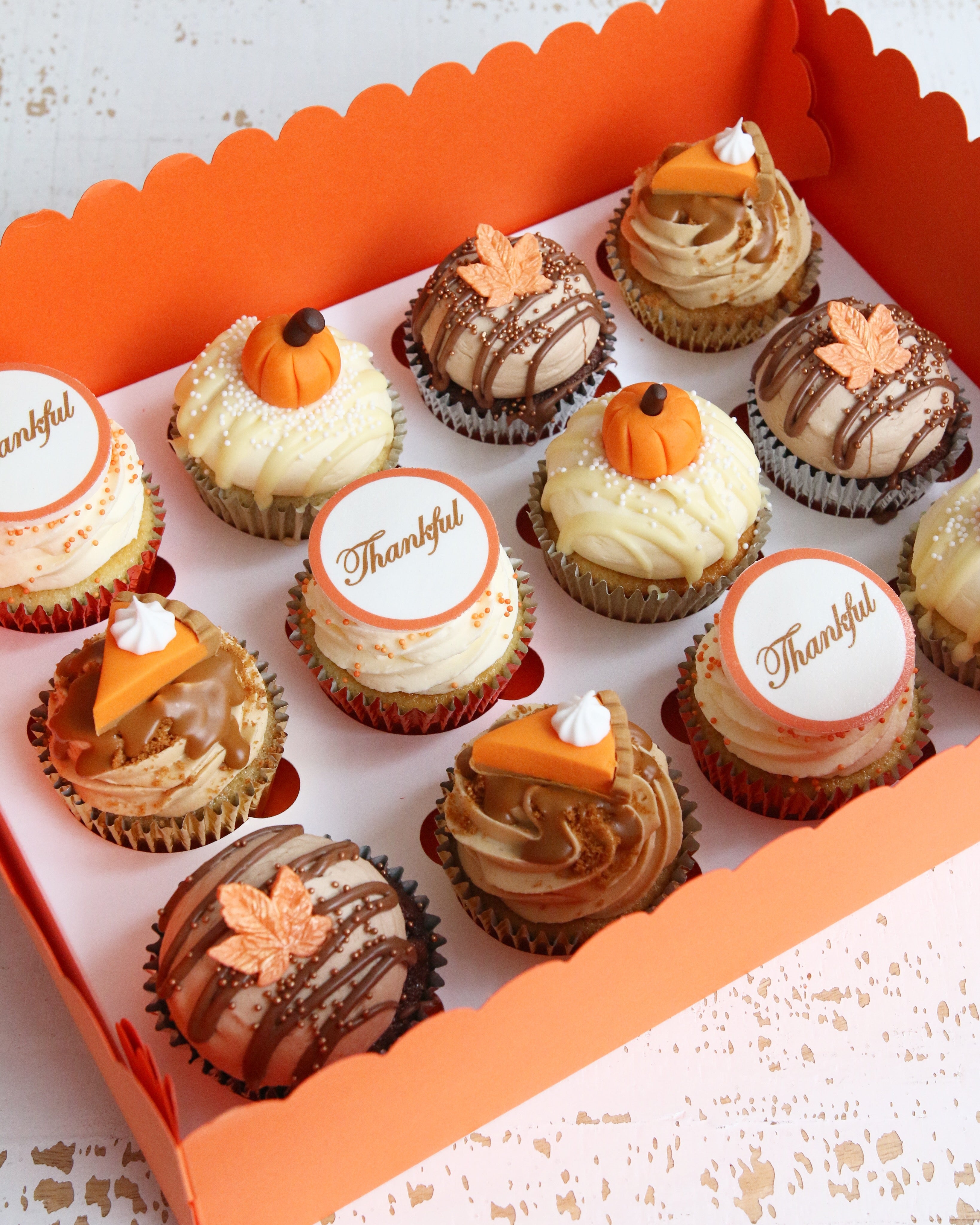 Box of 12 Thanksgiving Cupcakes