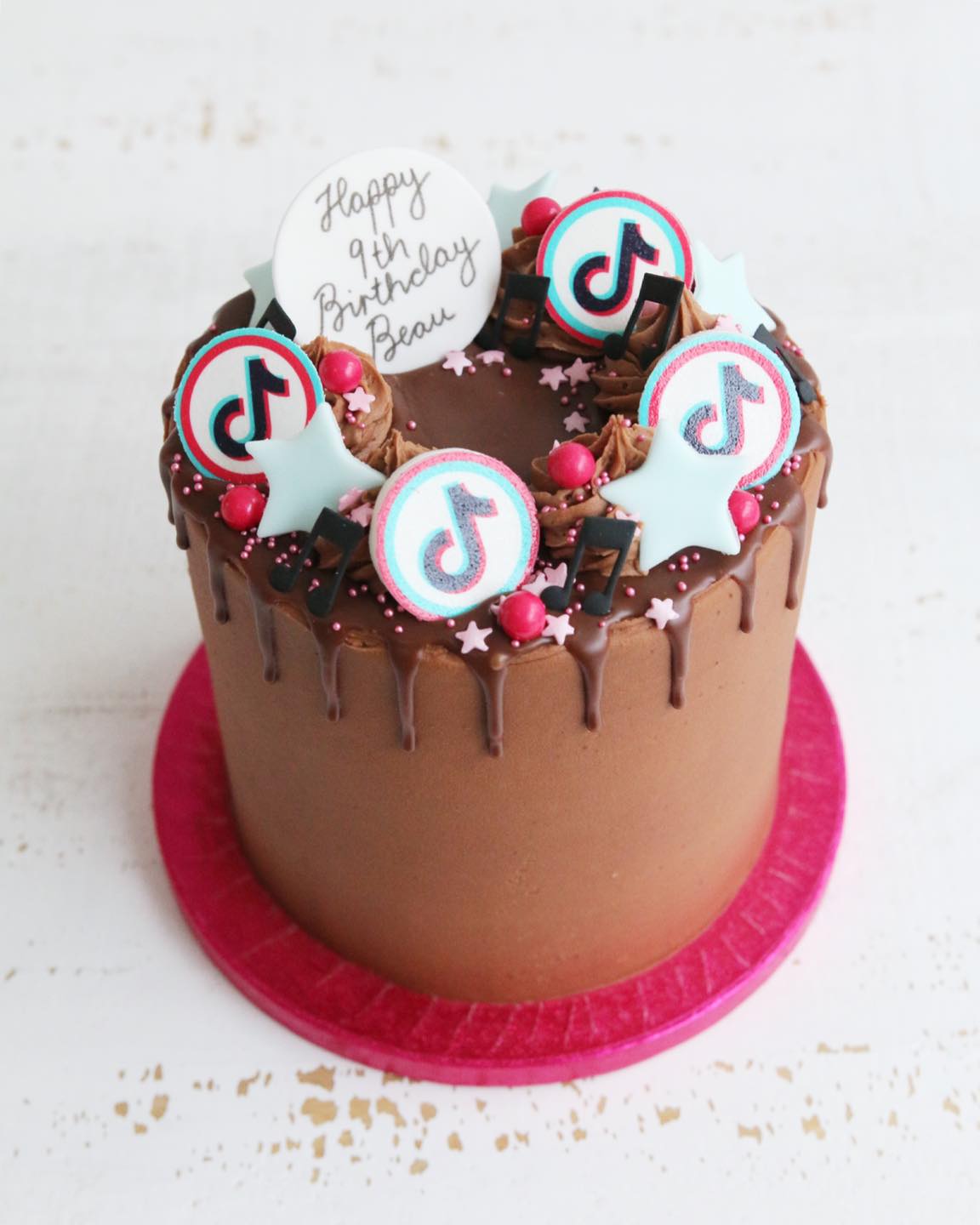 TikTok Drip Cake