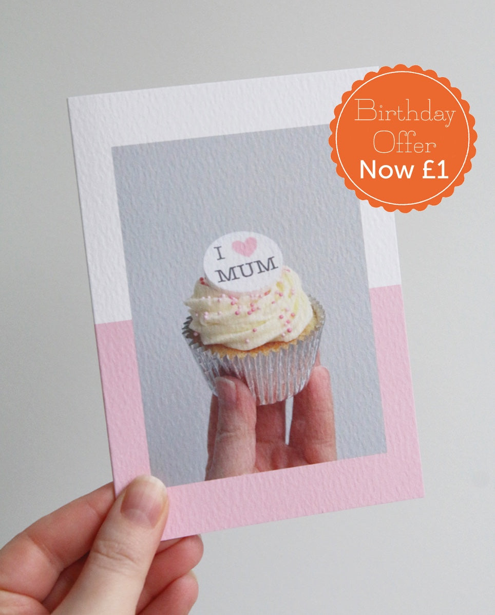"I Heart Mum" Cupcake Photo Card