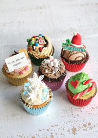 Christmas Movie Cupcakes