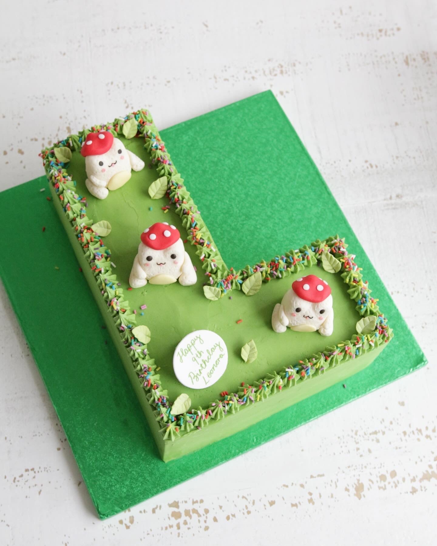 Plush Toys & Doll Cakes