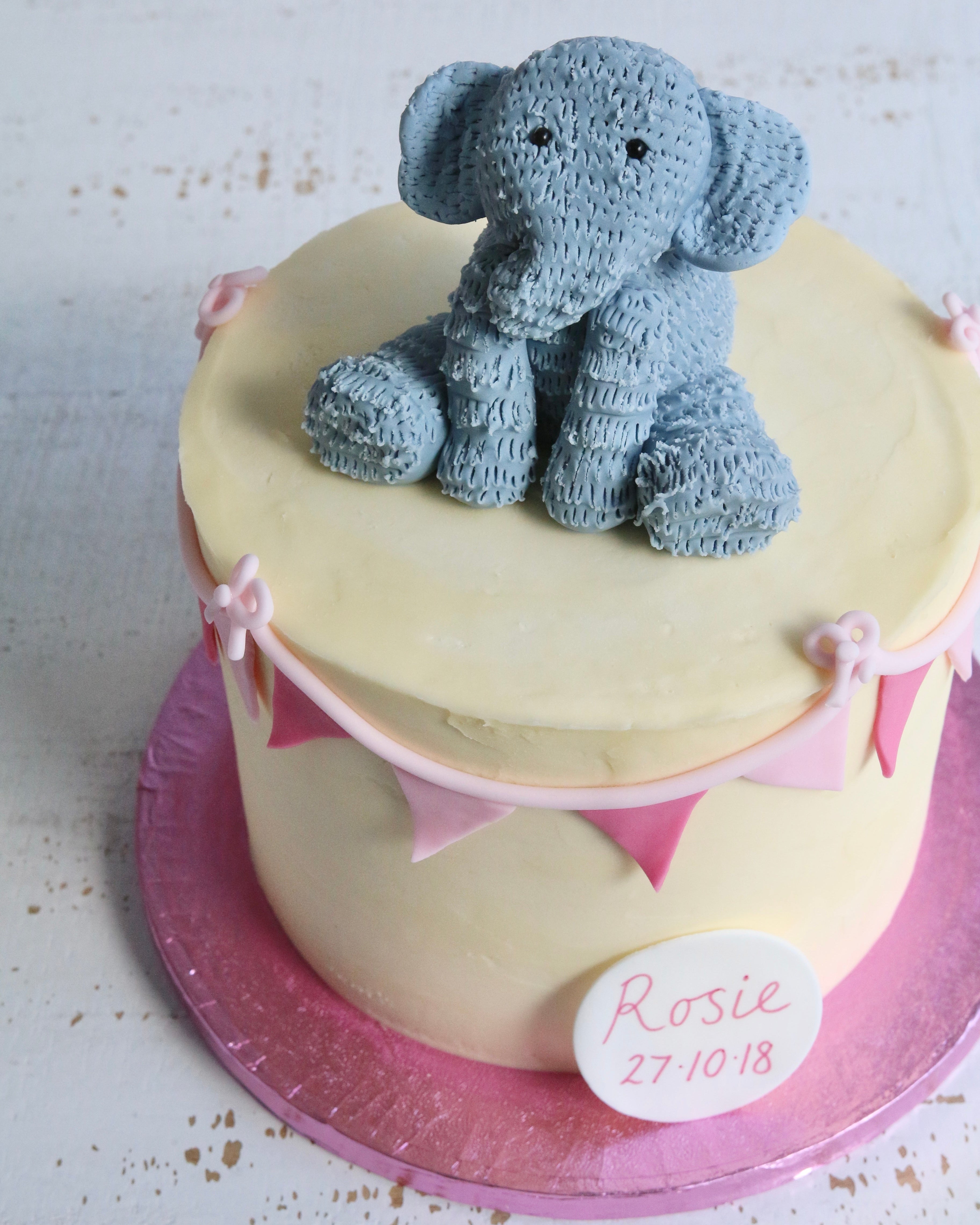 Plush Toys & Doll Cakes
