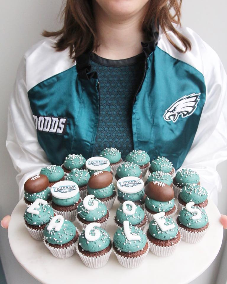 Philadelphia Eagles Mini Cupcakes with GO EAGLES message