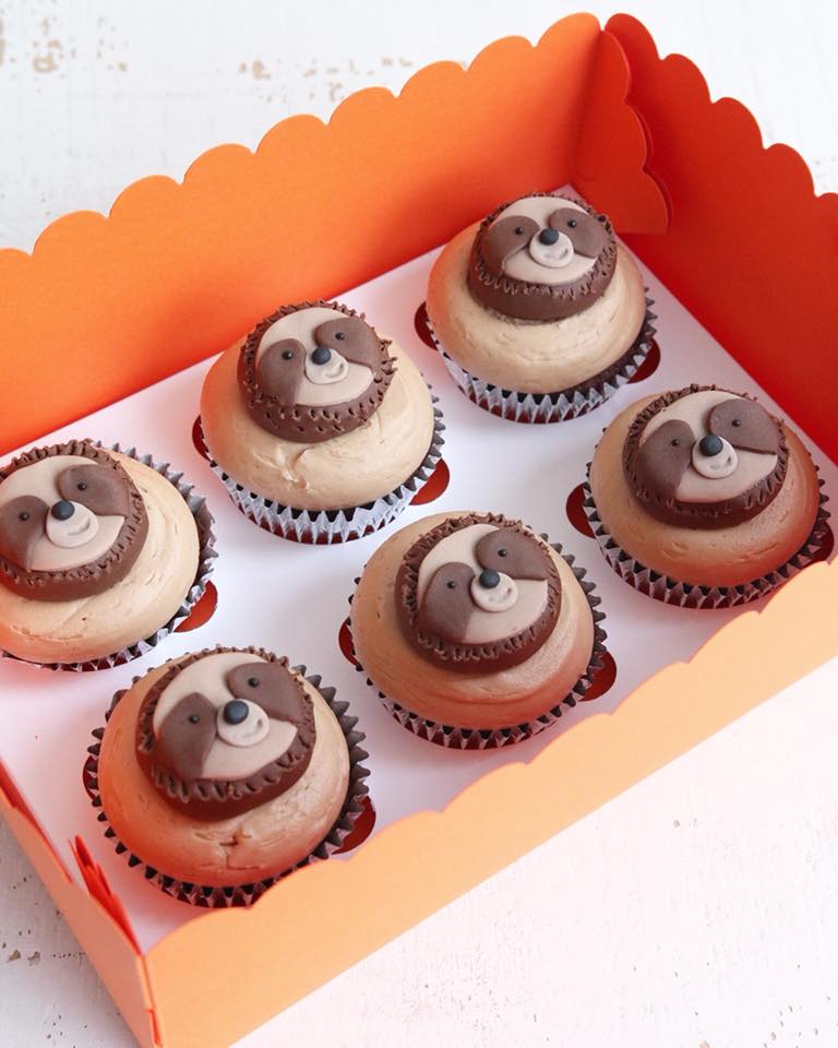 Sloth Face Cupcakes