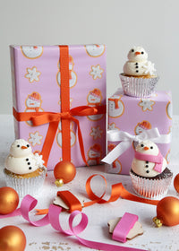 Snowman Cupcakes with Snowman Wrapping Paper