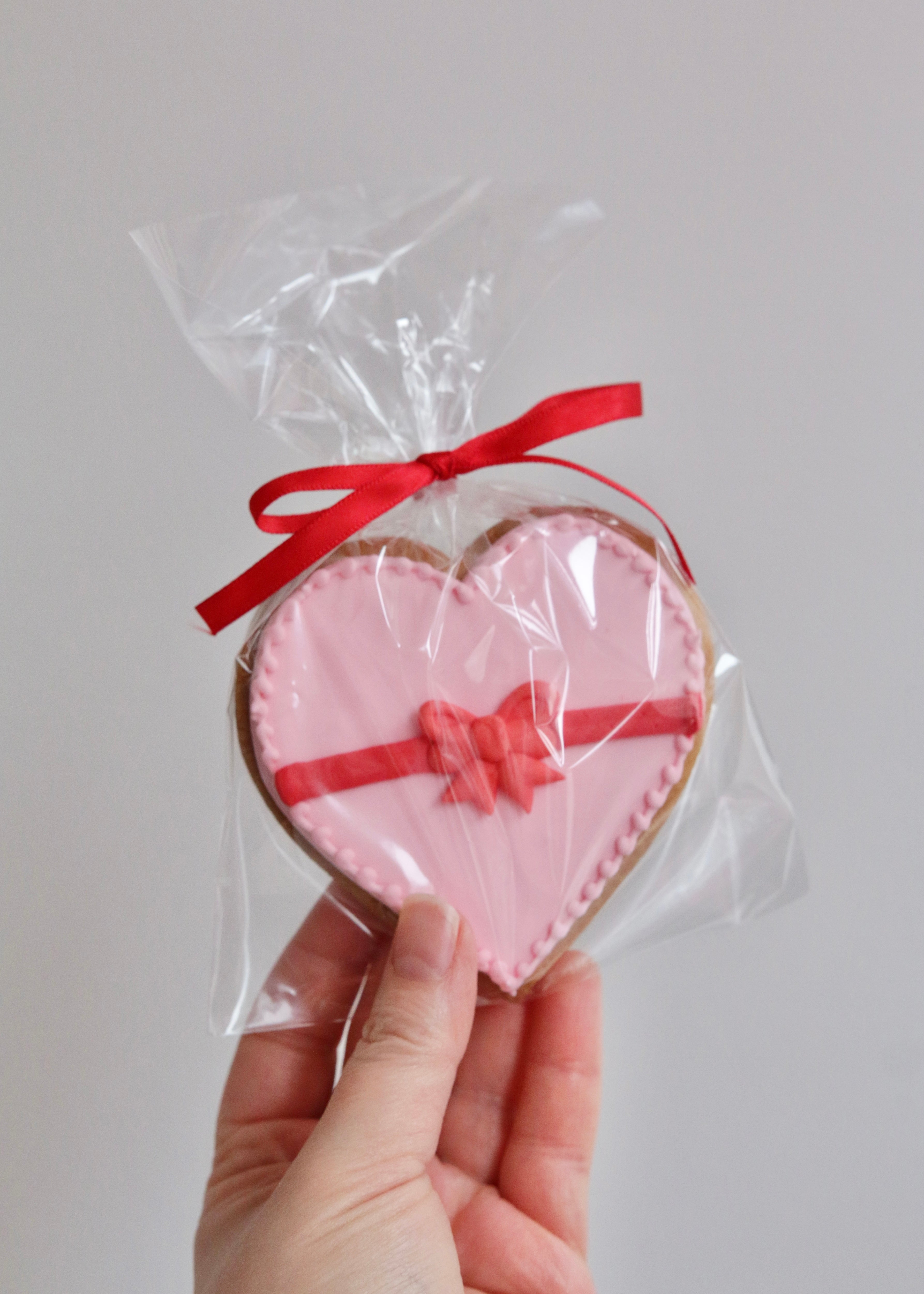 Valentine's Heart & Bow Biscuits