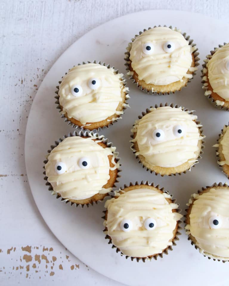 Double White Chocolate Mummy Cupcakes
