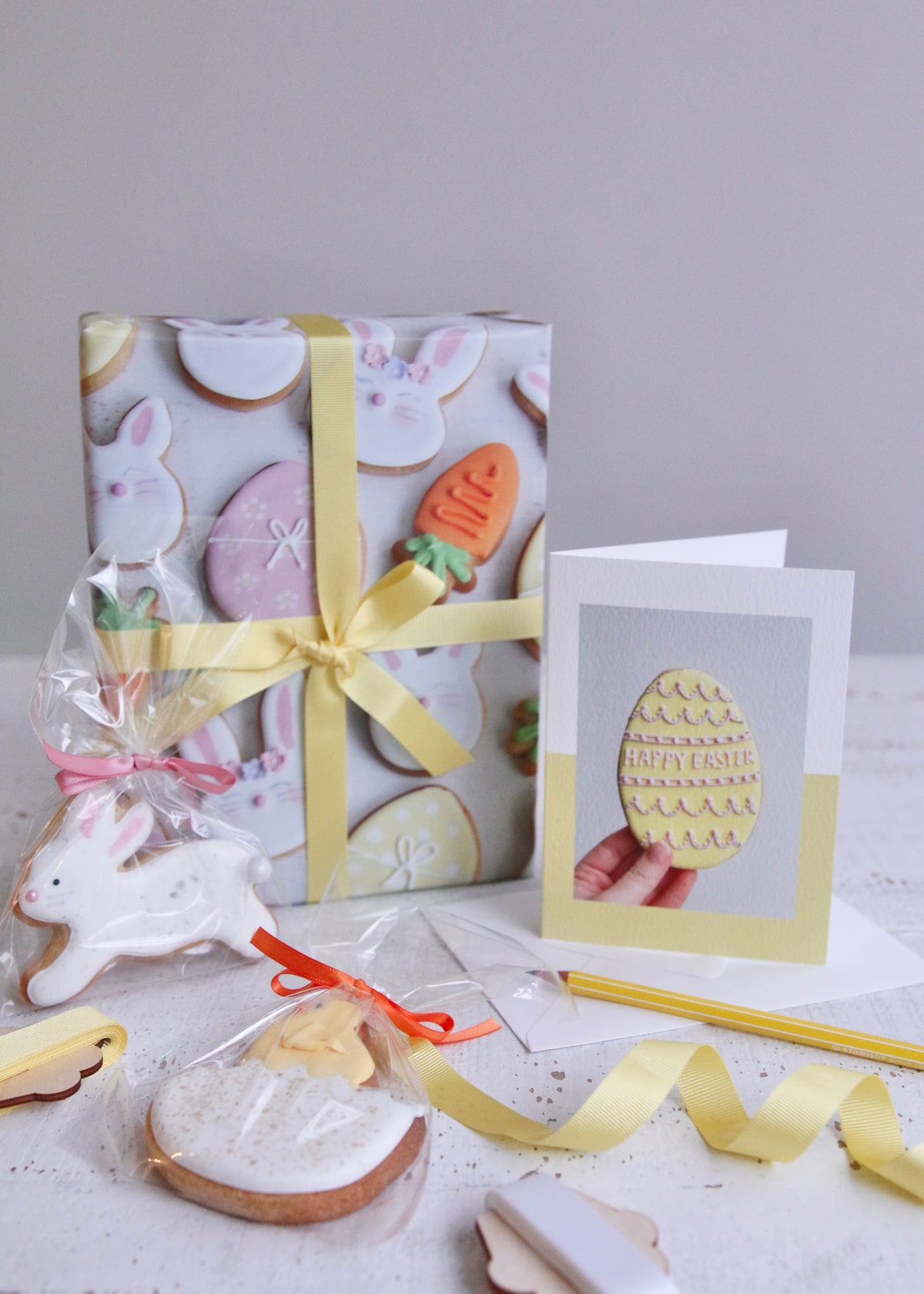 Easter Biscuit Wrapping Paper