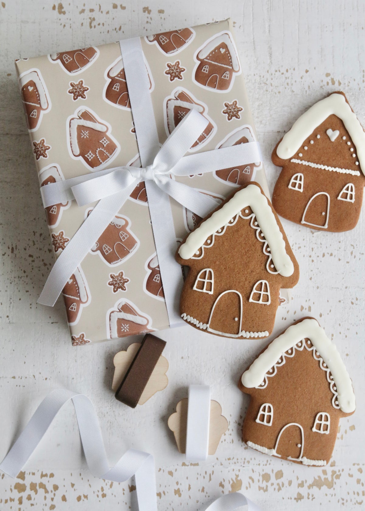 Gingerbread House Christmas Gift Wrapping Paper Architectural Gingerbread  House Cookie Pattern Paper 