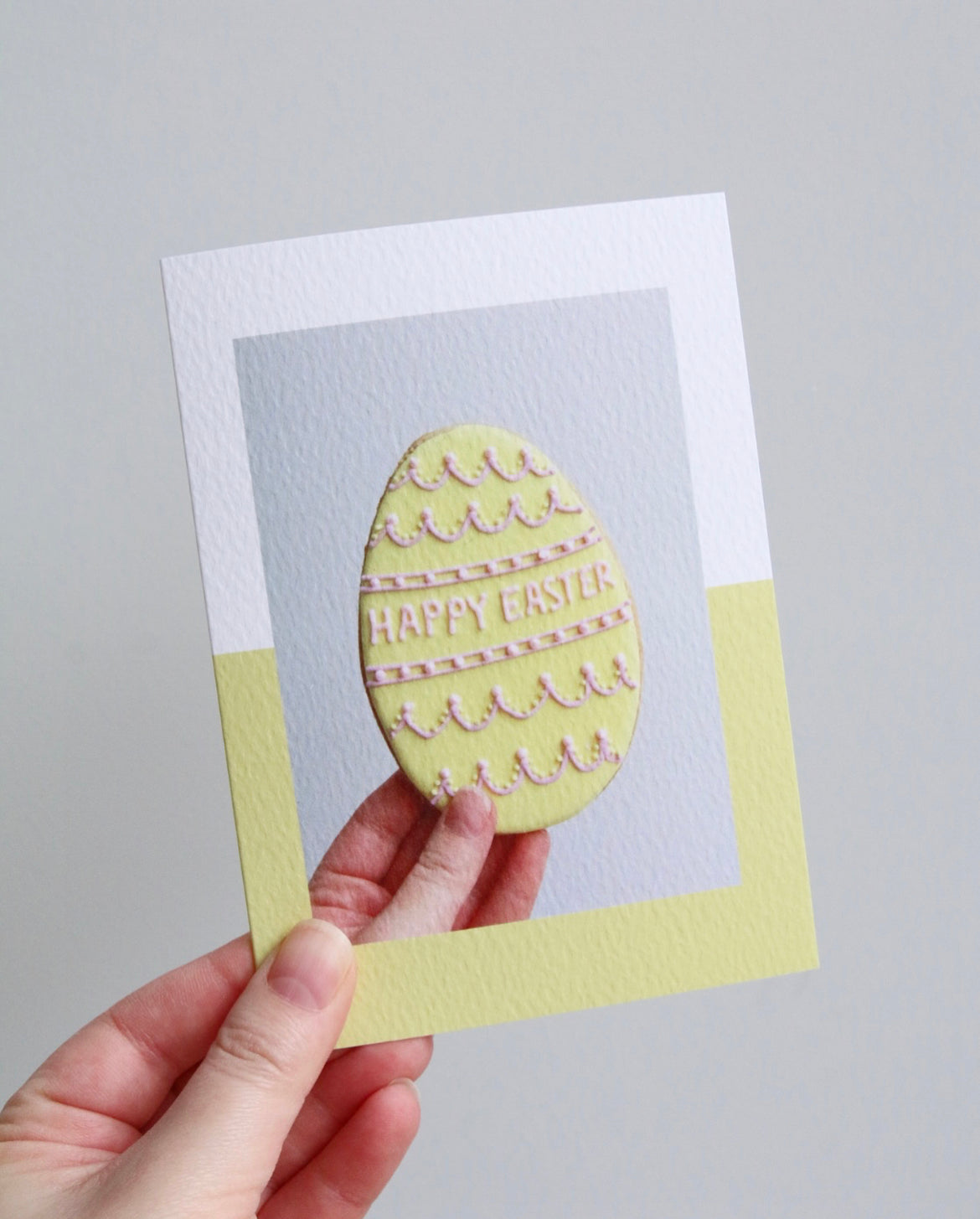 Easter Egg Biscuit Photo Card Holding
