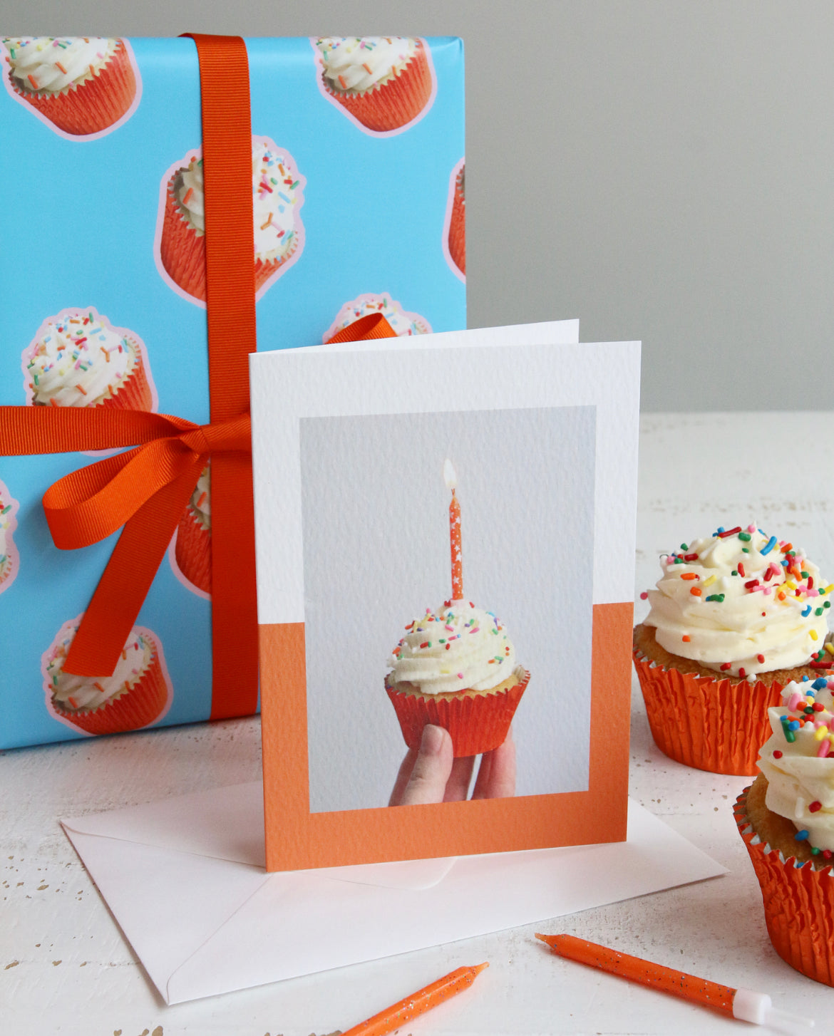 Orange Cupcake Photo Card with Wrapping Paper and Cupcakes