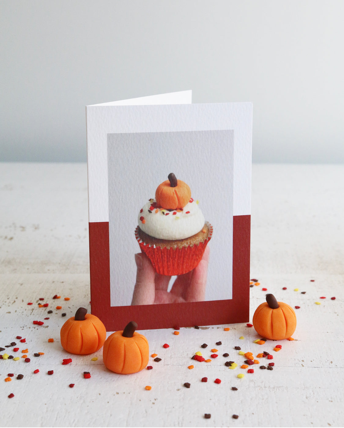 Pumpkin greeting card with fondant pumpkins