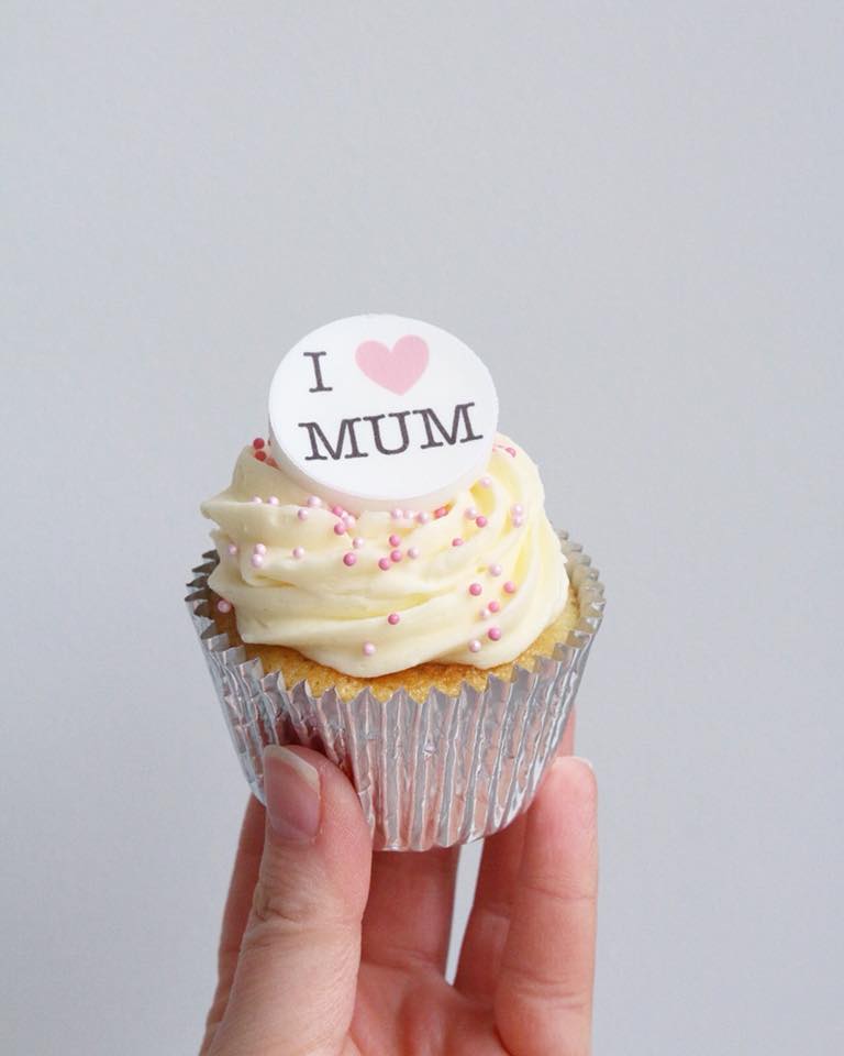 I Heart Mum Mother's Day Cupcakes