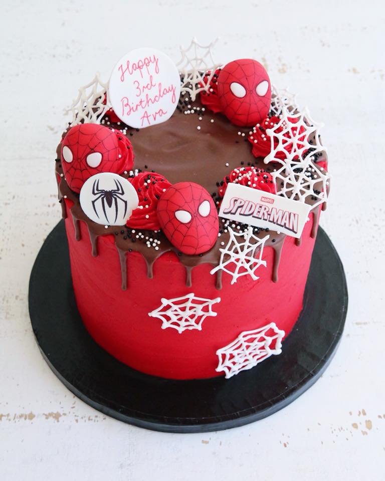 Spiderman Drip Cake